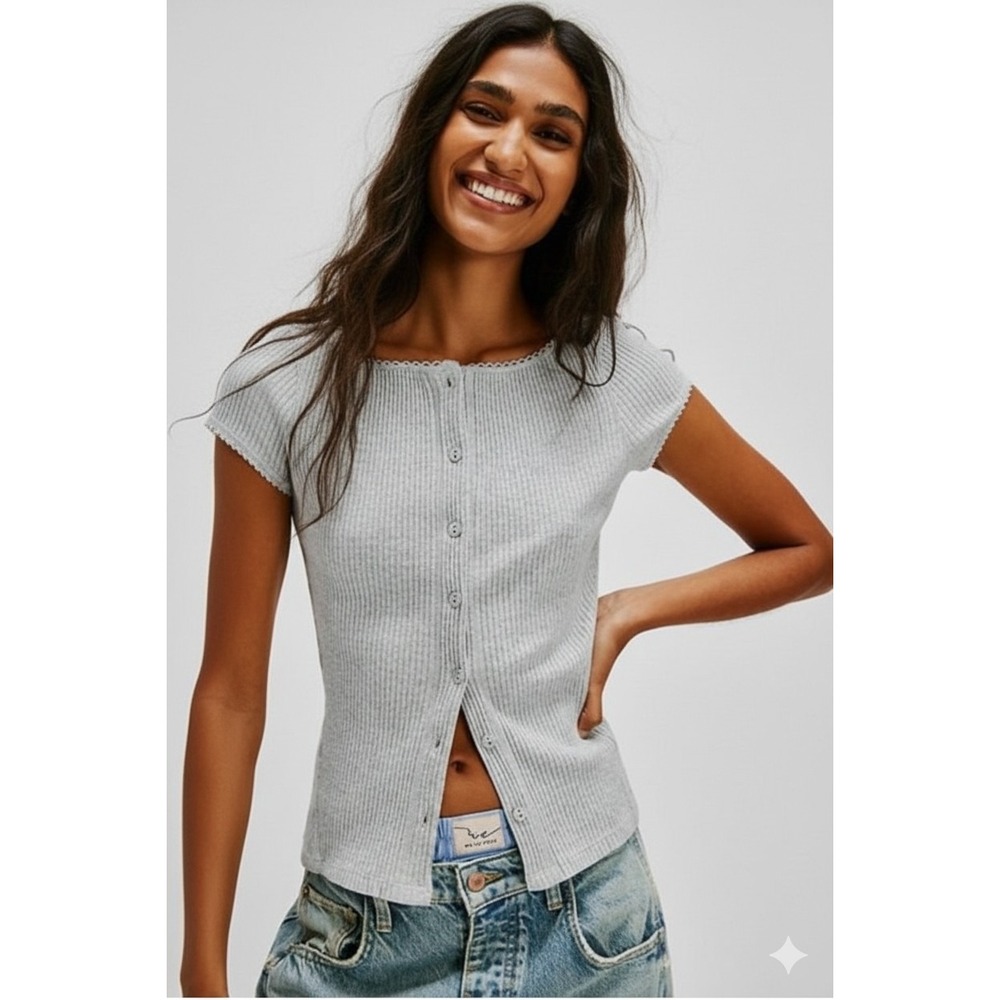 New Free People Most Wanted Cardi Shirt Light Heather Gray NWT short sleeve S
